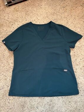 Figs Women's V-Neck Scrub Top in Teal Green